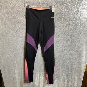 Woman’s pink vs leggings - New